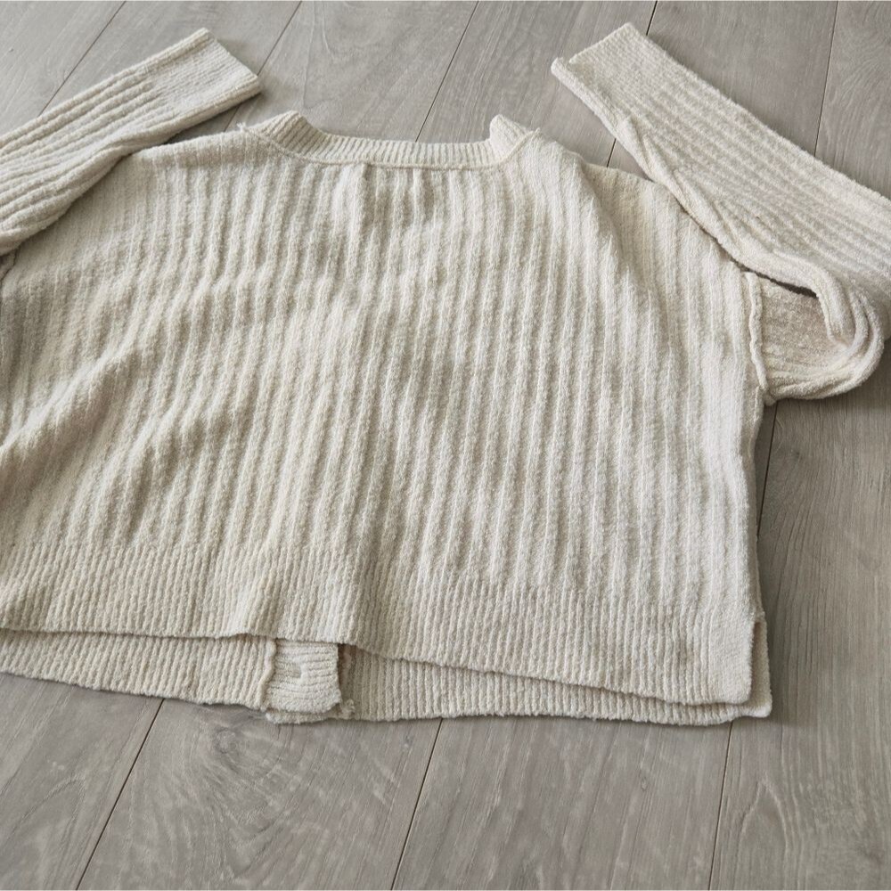 Women’s Cream Button Front Cropped Cardigan Sweater Top Preppy Soft Crop Size - Picture 6 of 10